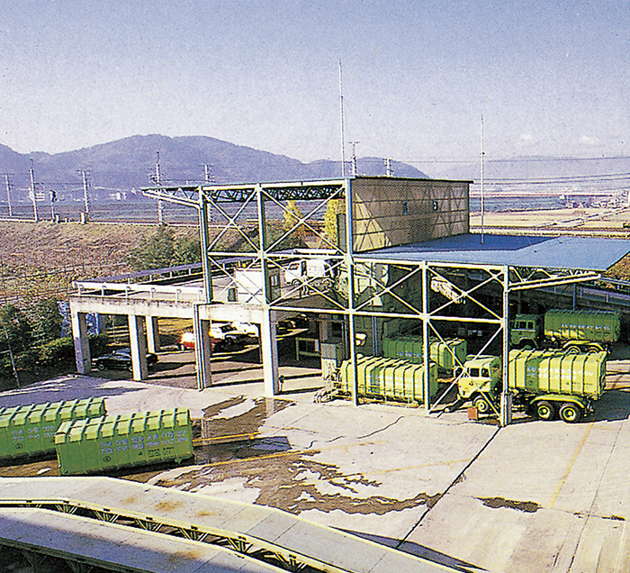 The first refuse transfer station system to be delivered (constructed in 1979)
