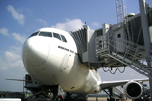 スリランカ　パンダラナイケ国際空港