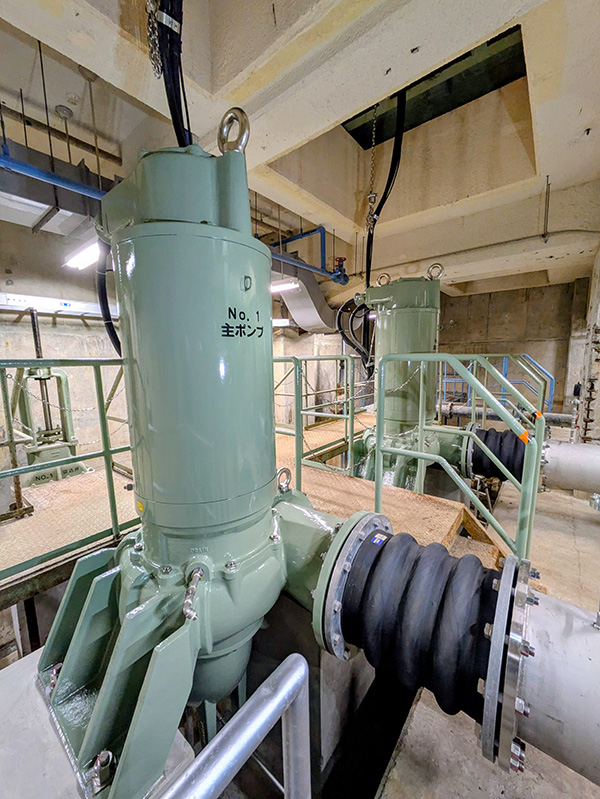 更新後の地下3階の耐水型ポンプの写真