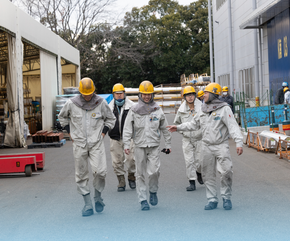 仕事のやりがい・誇りを感じる社員の様子