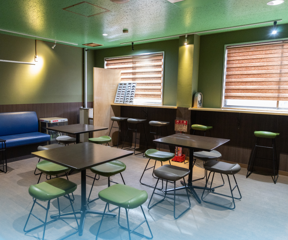 福利厚生や働きやすさについて語る社員の様子